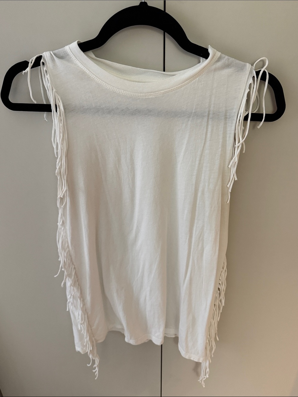 Women's White Fringe Sleeveless Top